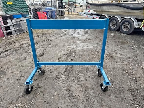 Pre Owned Twin Engine Outboard Motor Stand