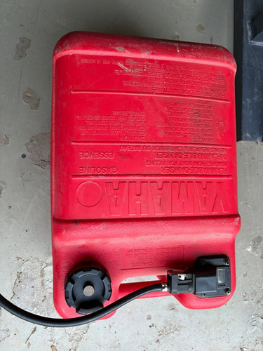 Yamaha Pre-owned 15hp 2 Stroke Outboard Motor thumbnail 2