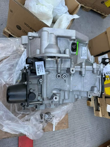 Volkswagen Audi DQ381 7-Speed DSG Automatic Transmission Gearbox Assembly thumbnail 3