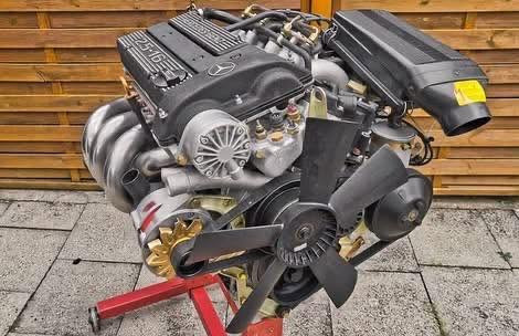 Mercedes-Benz W201 190E 2.5 Engine