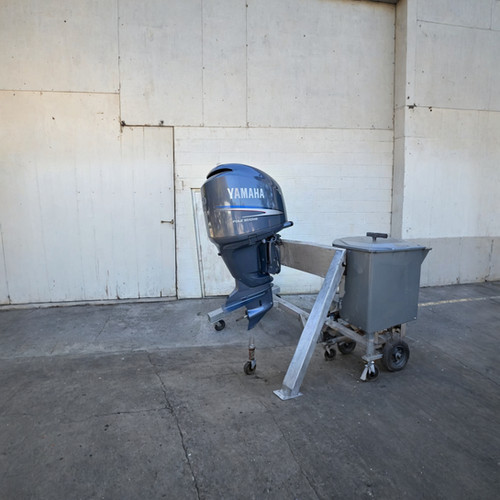 Yamaha Pre Owned F250TXR 250HP 4-Stroke Outboard Motor thumbnail 3