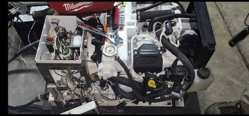 Isuzu  4jb1 Diesel Engine runs perfect with gearbox thumbnail 4