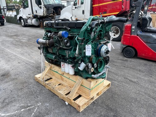 2014 Volvo D13 Diesel Engine, Family # EVPTH12.8G01, Model: D13J425, 12.8L thumbnail 3