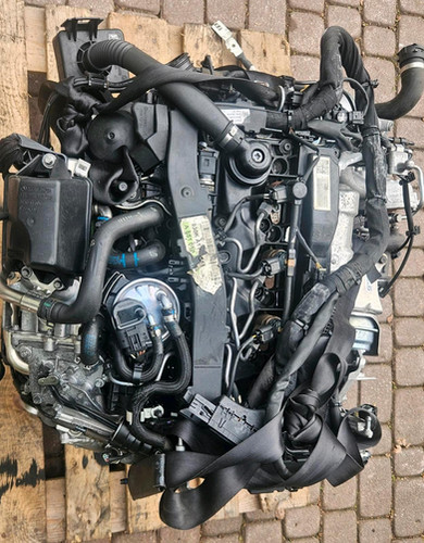 Mercedes Benz OM651.950 engine thumbnail 2