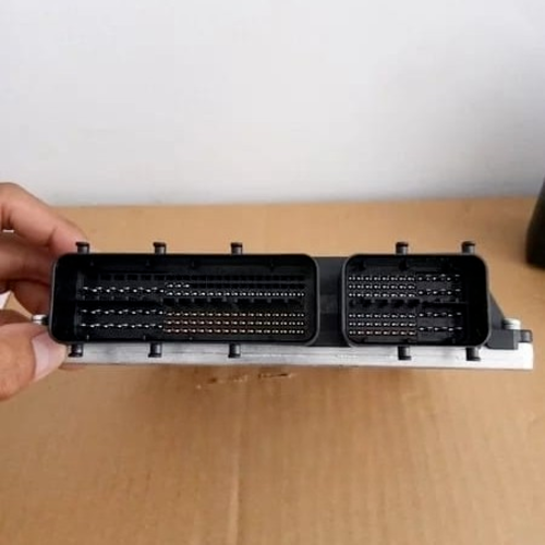 Genuine 2014-2020 Hiace Diesel Commuter ECU Computer Unit 89661-26M11 Japan OEM thumbnail 3