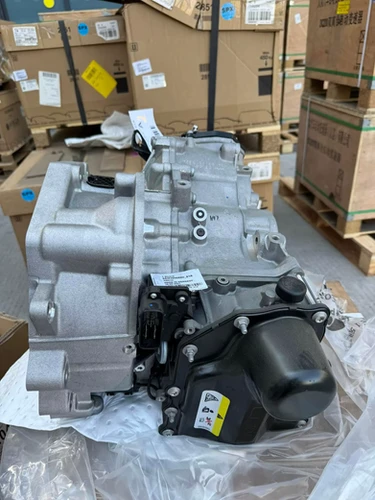 Volkswagen Audi DQ381 7-Speed DSG Automatic Transmission Gearbox Assembly thumbnail 2