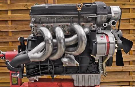 Mercedes-Benz W201 190E 2.5 Engine thumbnail 2
