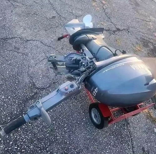 Yamaha Pre-owned 40HP 4stroke Outboard thumbnail 3