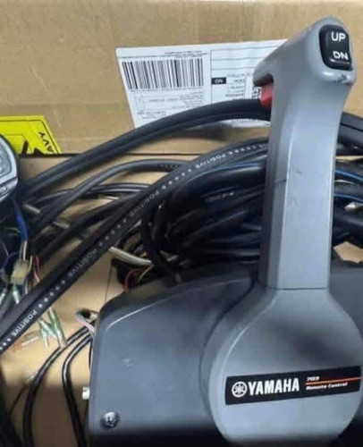 Yamaha Pre Owned F75LB 75HP 4-Stroke Outboard Motor thumbnail 5