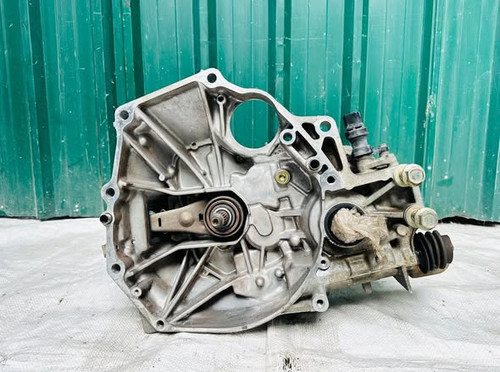 HONDA CIVIC D14Z 1.4 16V MANUAL GEARBOX thumbnail 4