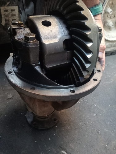NISSAN PATROL ZD30 3.0L DIESEL REAR DIFFERENTIAL 10X39 3.9 RATIO thumbnail 5