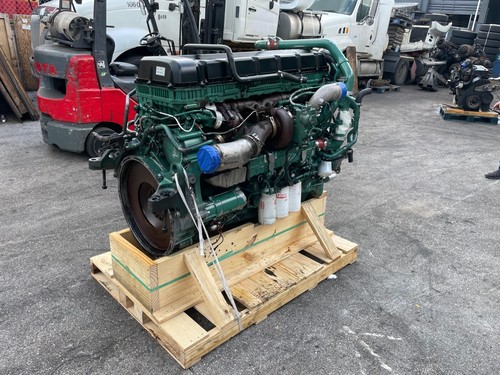 2014 Volvo D13 Diesel Engine, Family # EVPTH12.8G01, Model: D13J425, 12.8L thumbnail 4