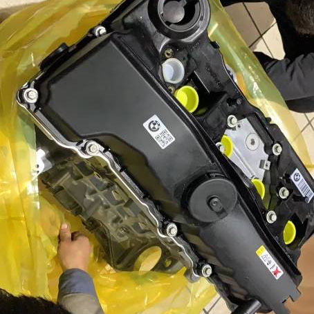 BMW N46B20 2.0L Bare Engine thumbnail 4