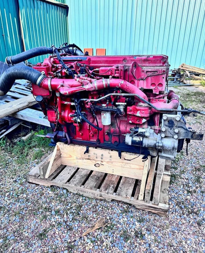 Cummins ISX diesel engine thumbnail 2