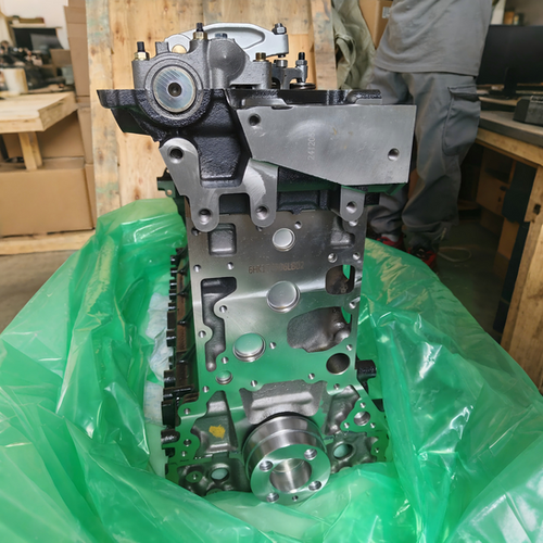 Isuzu 4HK1 5.2L Turbo Diesel Long Block Engine with Camshaft & Crankshaft thumbnail 3